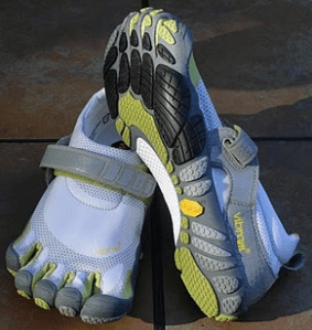 Abebe Bikila – Barefooter wins 1960 marathon | barefootr